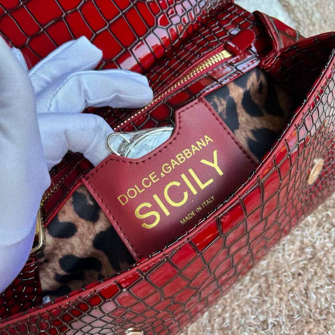 Red Dolce & Gabbana Bag - Image 6